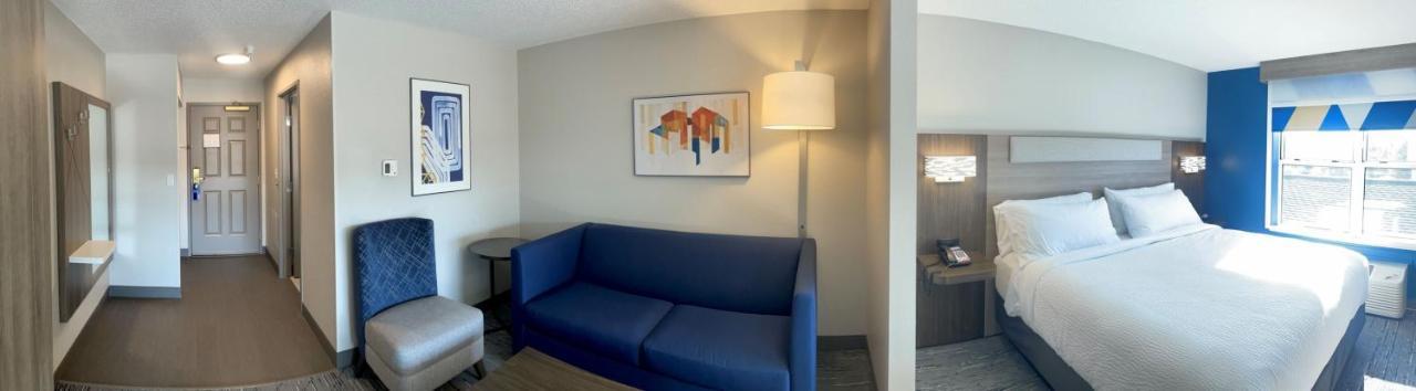 Holiday Inn Express & Suites Marquette By Ihg Ngoại thất bức ảnh