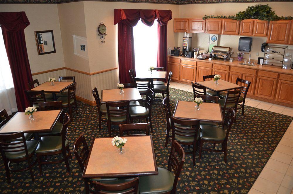 Holiday Inn Express & Suites Marquette By Ihg Nhà hàng bức ảnh